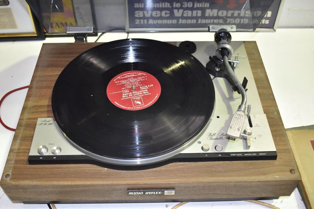 Audio Reflex by AGS Turntable