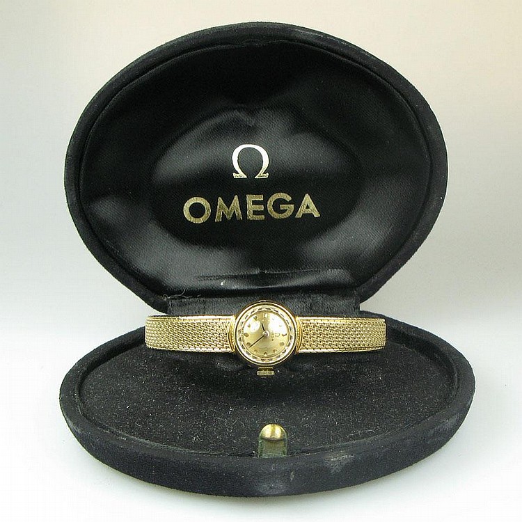 Lady's Omega Wristwatch 17 jewel movement; in an