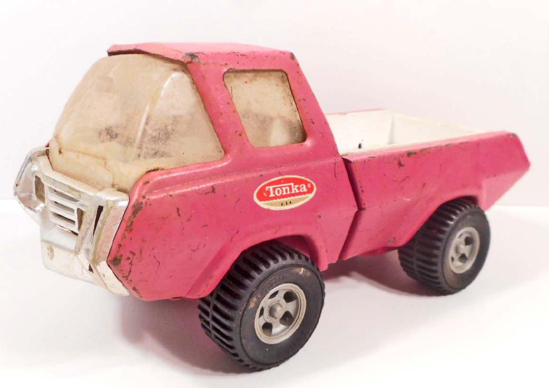 Vintage tonka pressed steel pickup truck toy