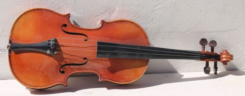 Jean Baptiste Vuillaume (Paris) violin - good quality