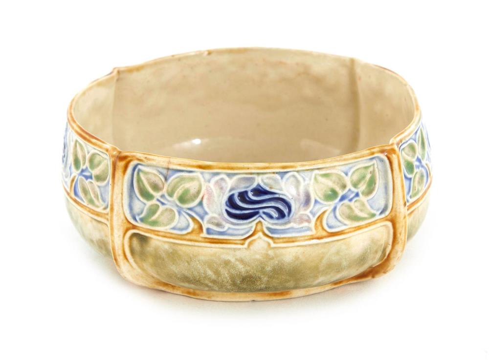 Royal Doulton Lambeth Bowl, Francis Pope