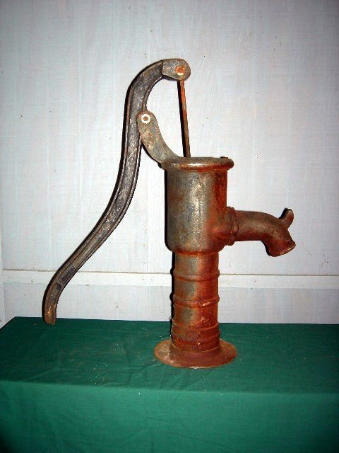 Cast iron water pump