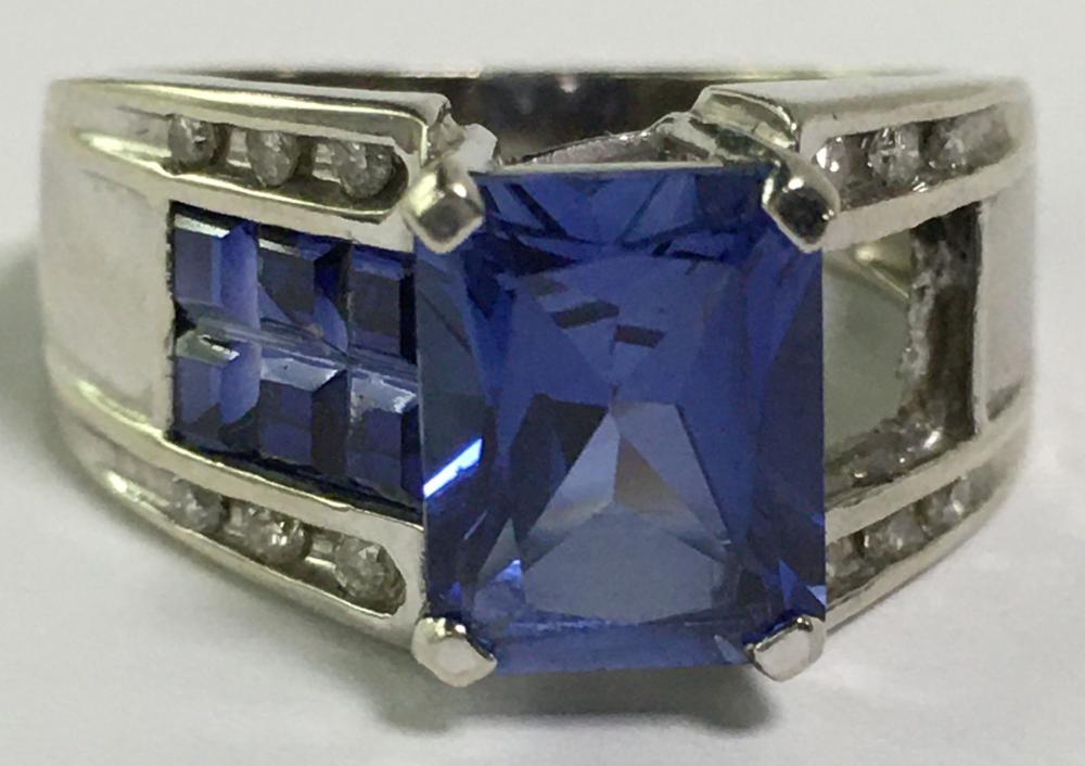 10k Gold, Sapphire & Diamond Ring
