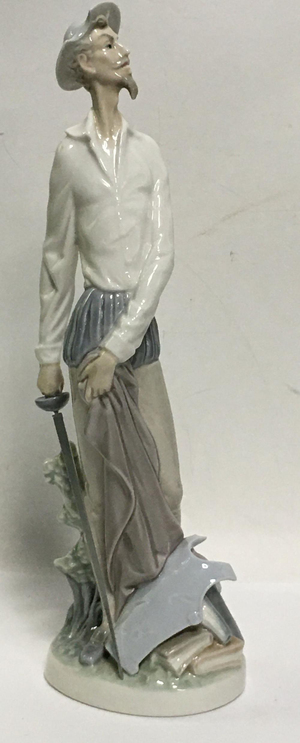 Lladro Hand Made Porcelain Figurine