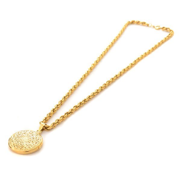 Yellow Gold Locket Pendant Necklace.