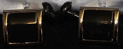 Pair silver and onyx gentlemens cufflinks