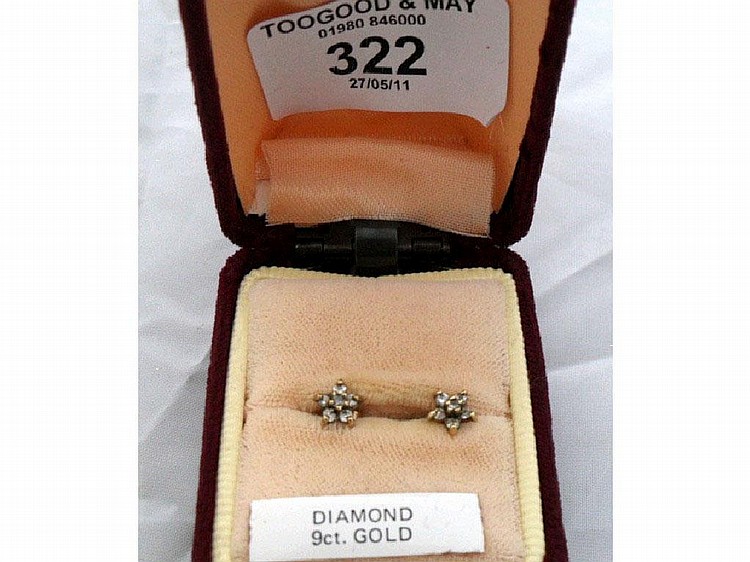 9ct gold diamond cluster ear studs