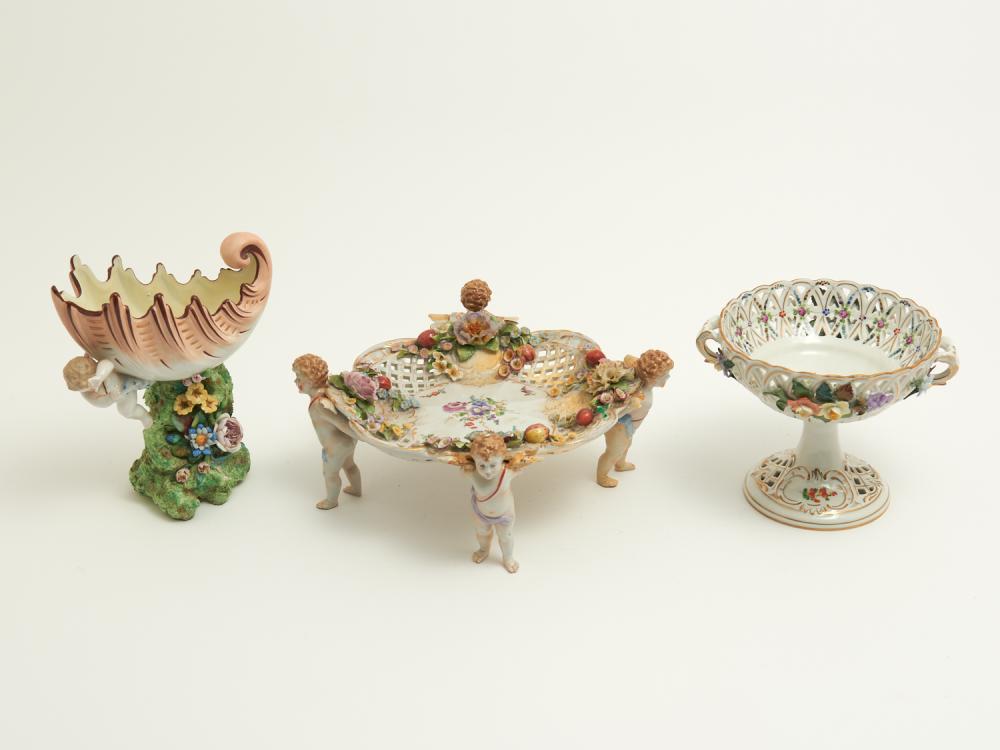 THREE PIECES OF CONTINENTAL PORCELAIN INCLUDING DRESDEN...