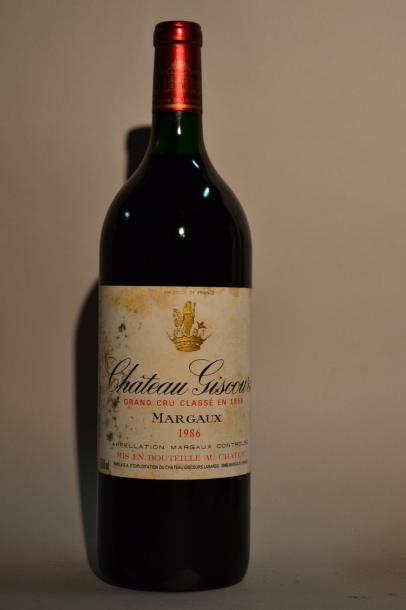 1 Magnum CHATEAU GISCOURS 1986 Etiquette tachée Stained label...