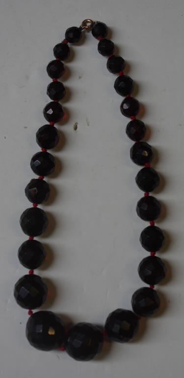 Cherry amber faceted graduated bead necklace