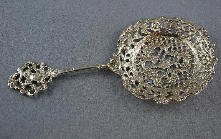 Victorian sterling silver tea strainer hallmarked