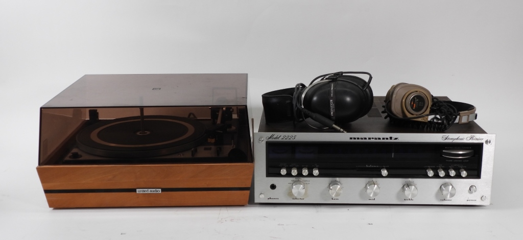 Marantz Model 2225 Receiver United Audio Turntable