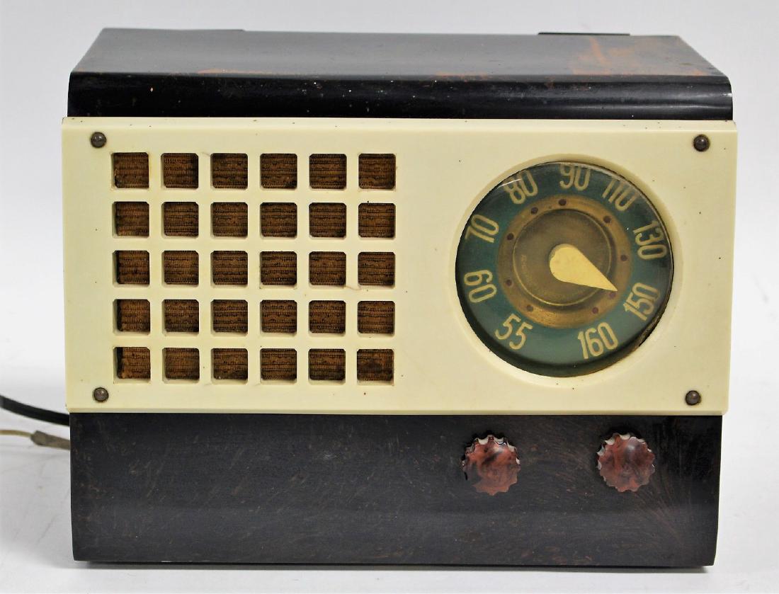 Emerson Art Deco Radio