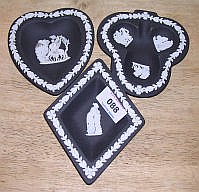 WEDGWOOD BLACK JASPER WARE ITEMS (3)