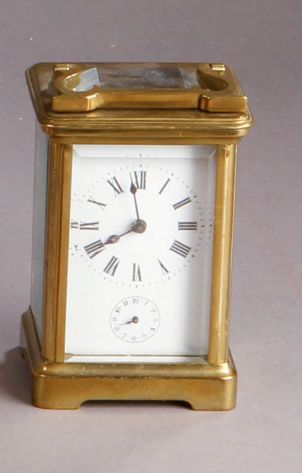 PENDULE d'officier de voyage en bronze, cadran... - Lot 228 - Brissonneau
