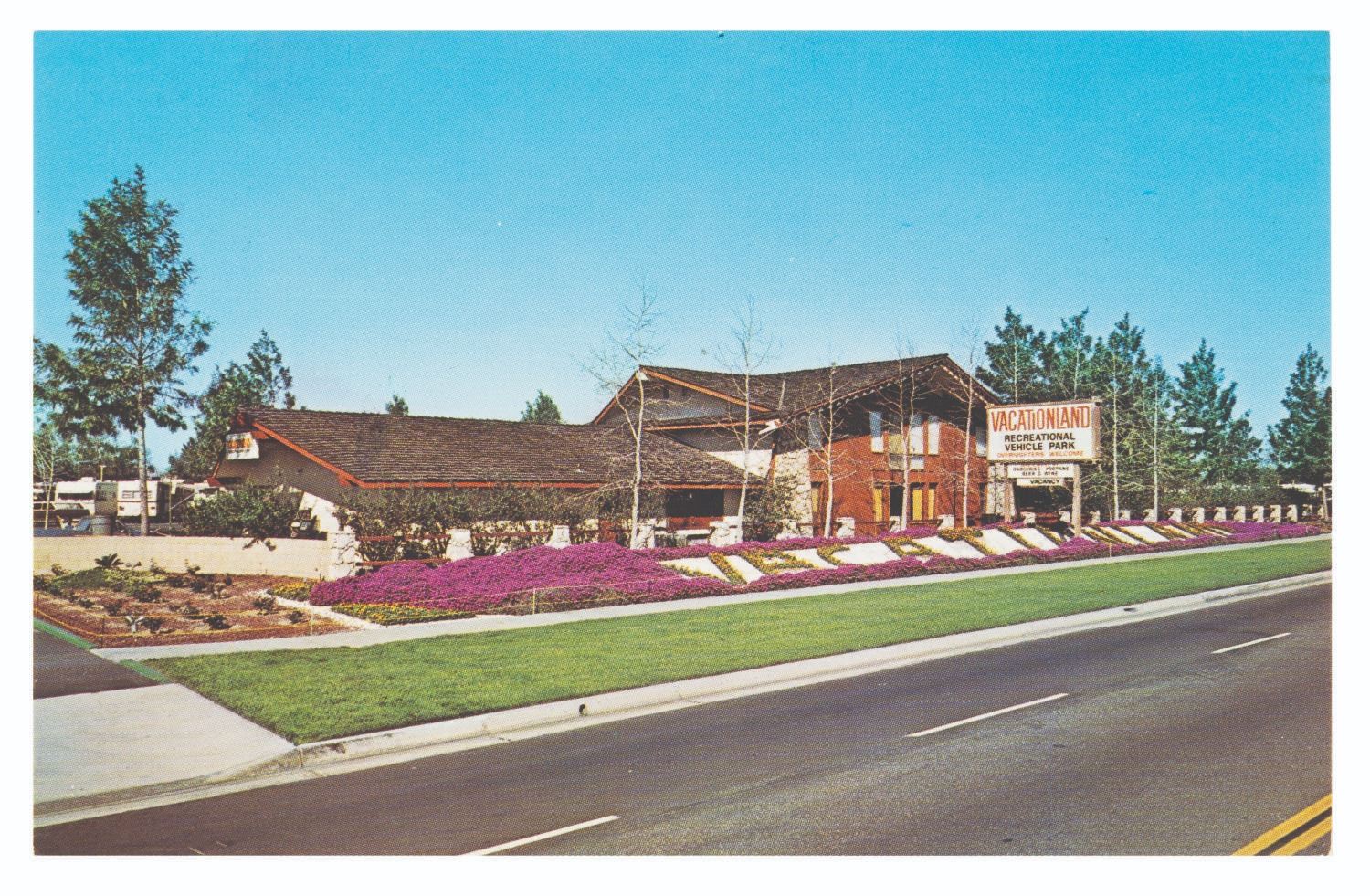 A Disneyland Hotel Vacationland Postcard.