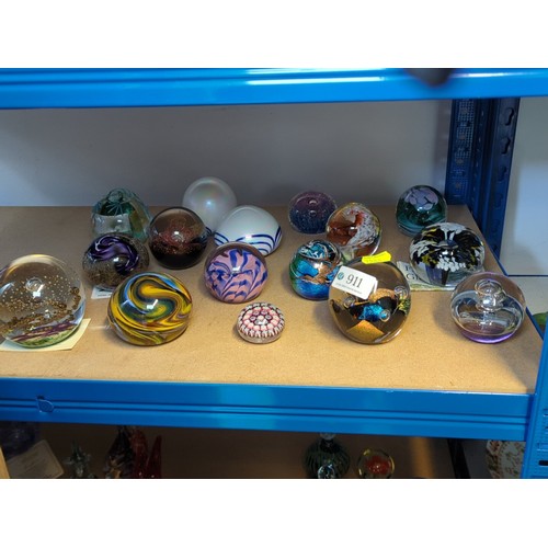 Poole Pottery earthenware bowl, circa 1970s—of shallow circu...