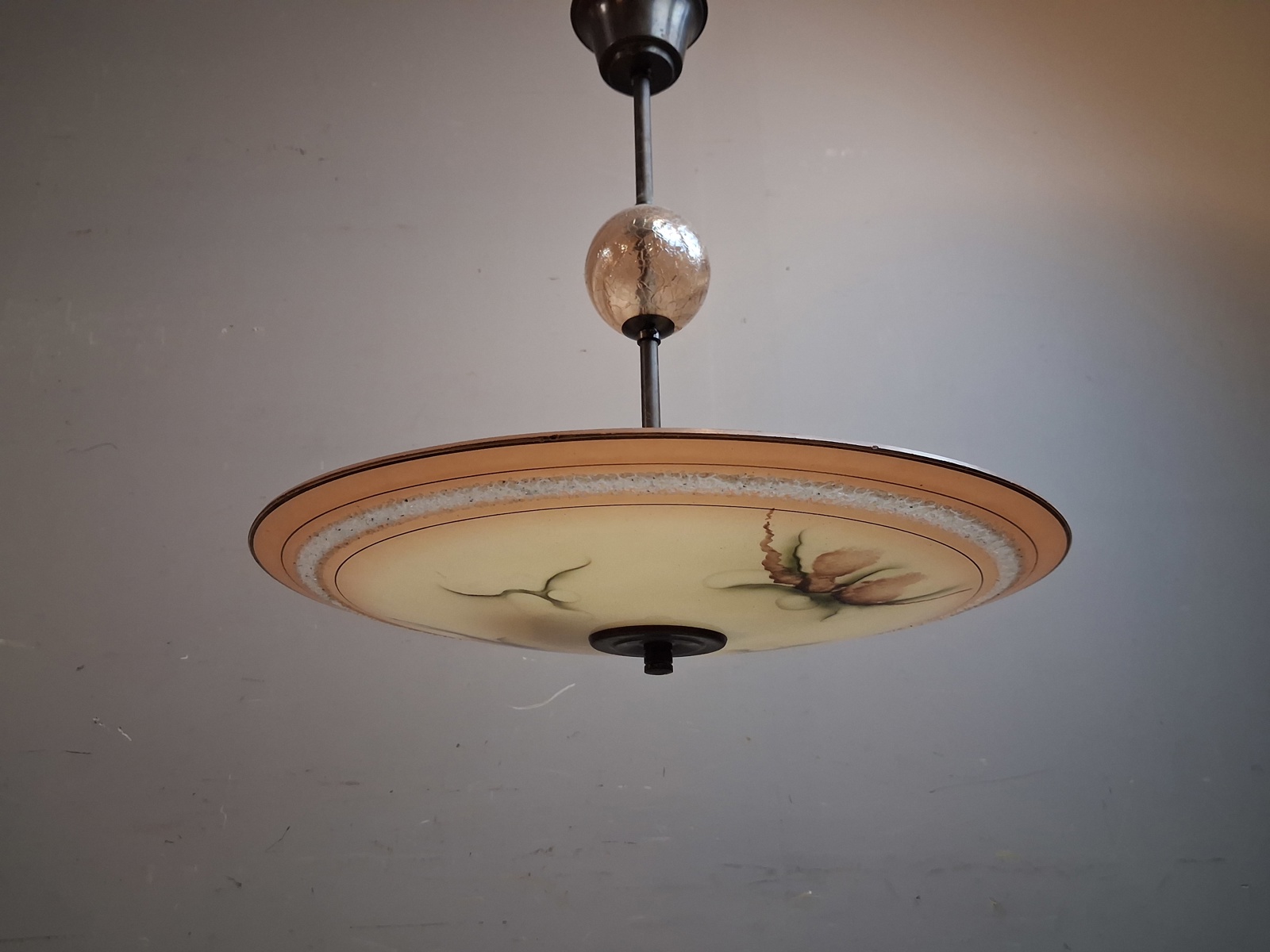 Plafondlampa. 1920/30-talet.