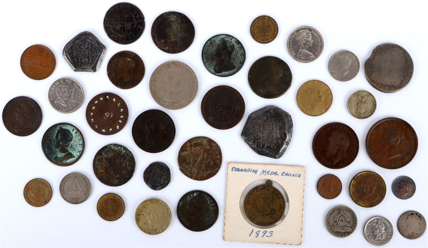 MIXED LOT OF FOREIGN COINS AND CURRENCY