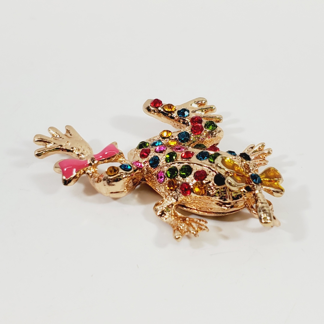 Crystal Frog Pendant