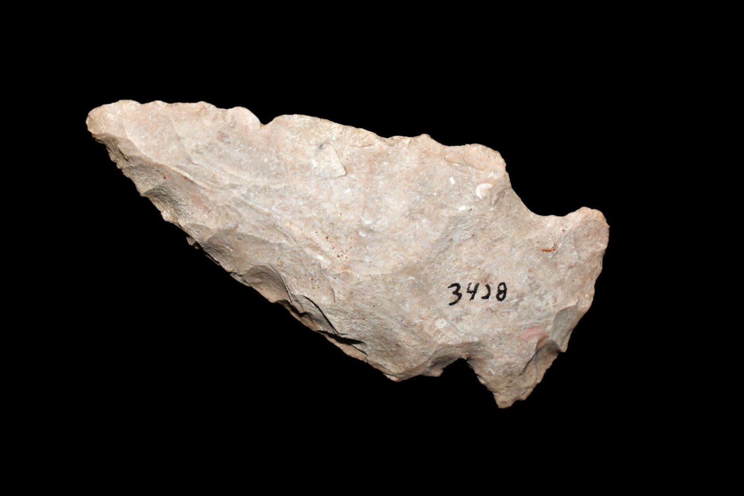 1 1/2" Corner Notch found in Missouri, Authentic Native American Arrowhead