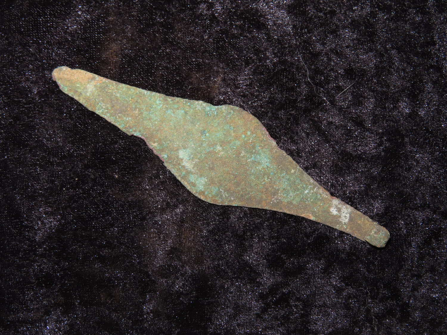 ANCIENT ROMAN BRONZE AGE VIKING SPEARS, ARROWHEAD, DAGGER, TOOL, WEAPON