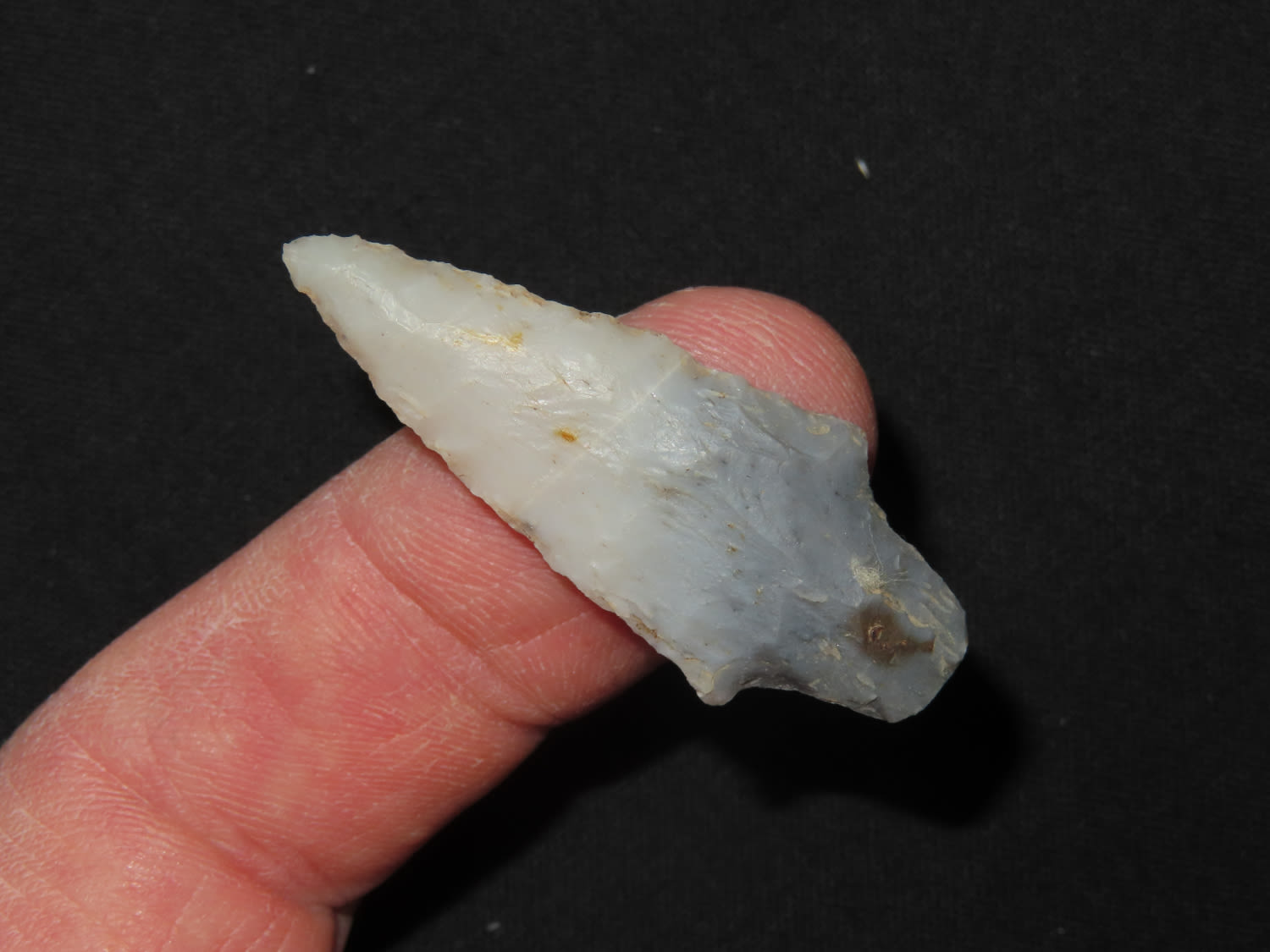1 7/8" Novaculite Gary Arrowhead Ex. Tim Breakbill Collection; Keokuk, Iowa